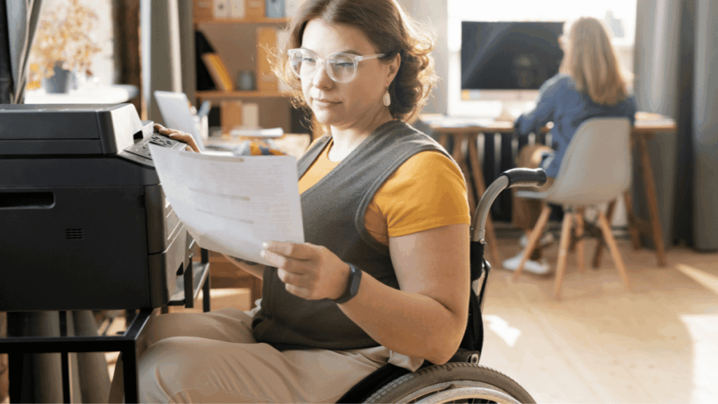 Business professional working in a modern office, representing the diverse career opportunities available across Canada's growing nuclear sector, including project management, technology, finance, communications and business operations.
